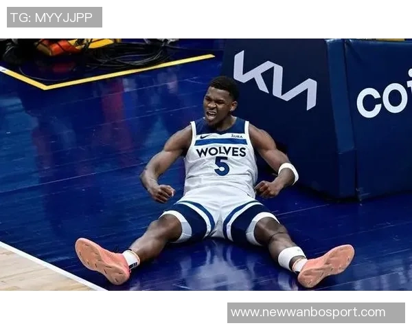 爱德华兹双撤步后再跳一步是否算走步引发热议 爱德华兹双撤步后再跳一步是否算走步引发热议