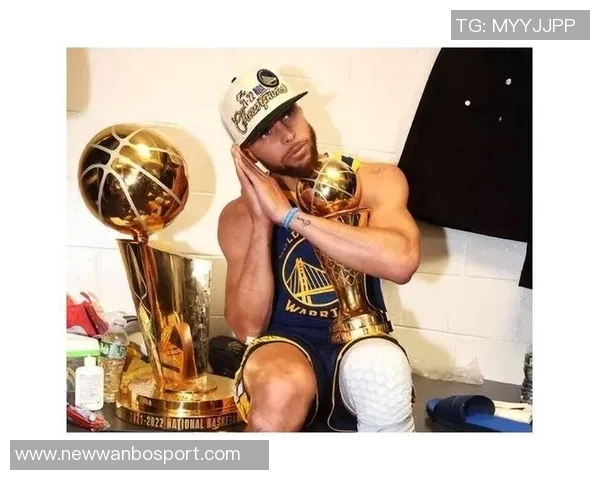 库里谈赛季开局的疯狂与挑战感受脖子被抓的平淡心态 库里谈赛季开局的疯狂与挑战感受脖子被抓的平淡心态